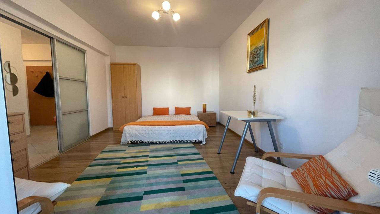 Studio Old Town City Center Calea Victoriei Бухарест Екстер'єр фото