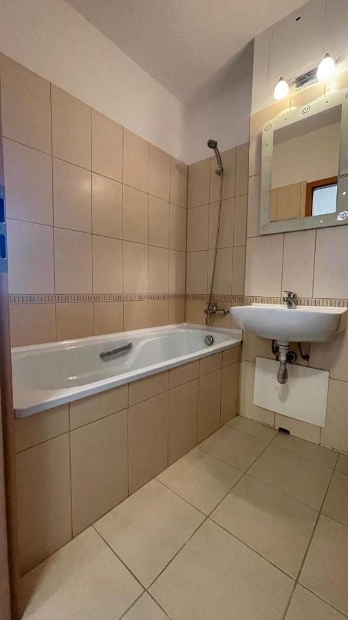 Studio Old Town City Center Calea Victoriei Бухарест Екстер'єр фото